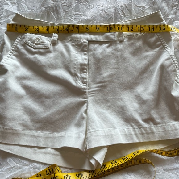 Jones New York White/Off White Low Rise Shorts - Picture 2 of 8